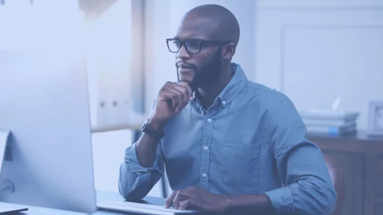Short-Sightedness in Procurement
